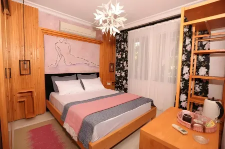 Sakız Kızı Alaçatı