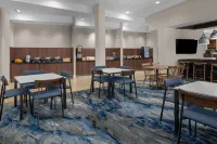 Fairfield Inn & Suites Savannah Downtown/Historic District - breakfast