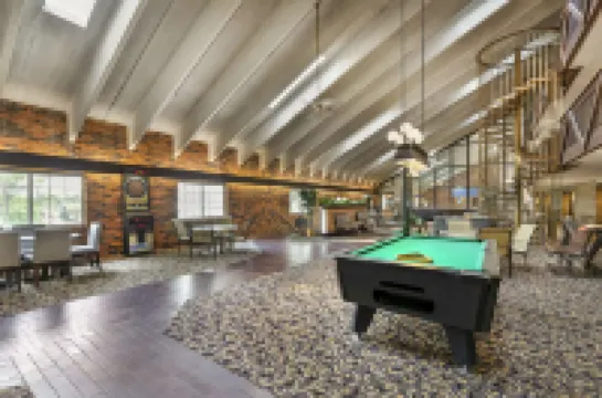 Best Western Plus Longbranch Hotel Convention Center Hotels in Marion