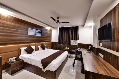 Rnb Select Walk-Inn Lucknow Hotels near Charbagh Railway Station