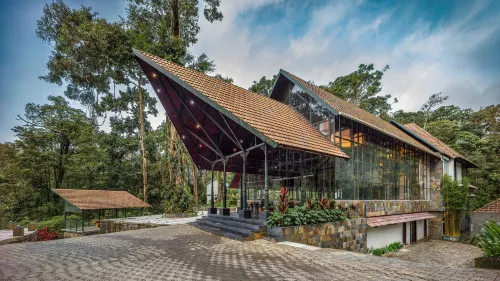 Elixir Woods Luxury Resort and Spa, Munnar - Balkon
