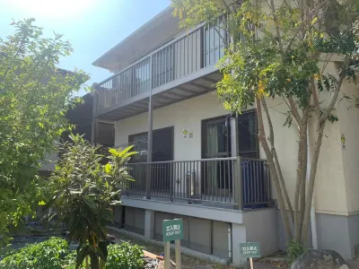 Free parking for 1 car sleeps 15 guests 4 bedroo Hotels in Saeki Ward