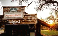 Cowboys and Angels Retreat Hotels in Kerr County