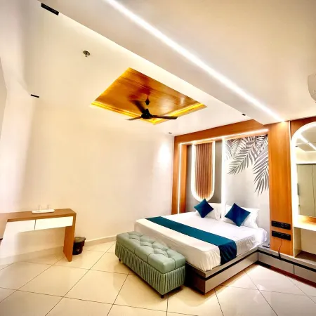 HOTEL RAJ PALACE