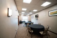Comfort Suites University Brookings - breakfast