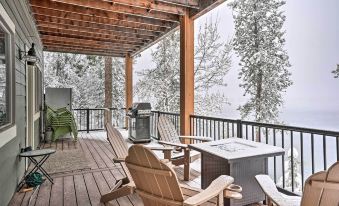 Loon Lake Waterfront Retreat: 2 Decks & Dock!