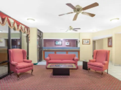 Super 8 by Wyndham Bulls Gap Greeneville Area Hotels in Greene County