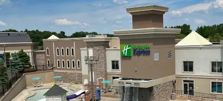 Holiday Inn Express Wisconsin Dells Отели в г. Барабу