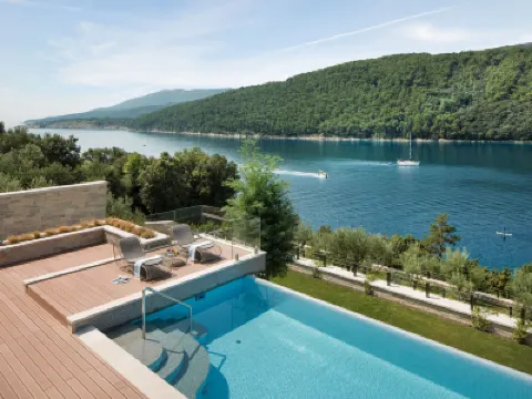 Vlastelini II Hotels in 