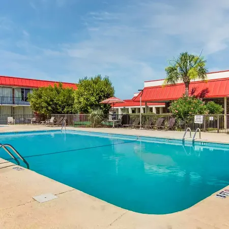 Ramada by Wyndham Santee I-95