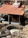 Large Heated Pool, Hot Tub, Bar, Games Room, Gym, 2 Caves, New Outdoor Kitchen