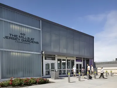 Holiday Inn Newark International Airport Hotels in 