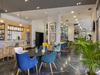 voco Madrid - Las Tablas by IHG Отели рядом с достопримечательностью «Комплекс компании «Телефоника»»