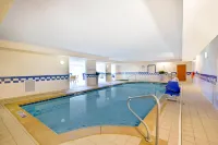 Fairfield Inn & Suites Warner Robins - piscina