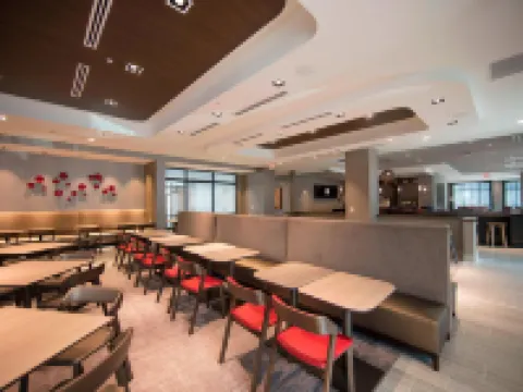 สปริงฮิลล์สวีทส์ บายแมริออท เอเธนส์ ดาวน์ทาวน์/ย่านมหาวิทยาลัย โรงแรมในเอเธนส์