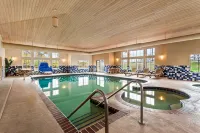 Country Inn & Suites by Radisson, Portage, IN - Pools