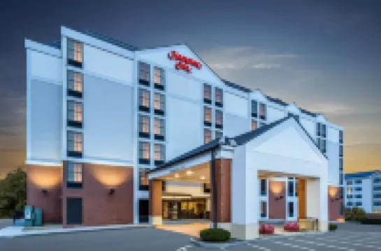 Hampton Inn Boston/Peabody Hotels in Peabody
