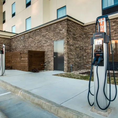 Hampton Inn & Suites Dallas/Ft. Worth Airport South