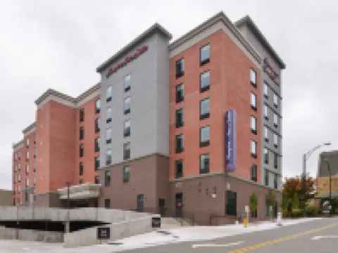 Hampton Inn & Suites Winston-Salem Downtown Hotels in Forsyth County