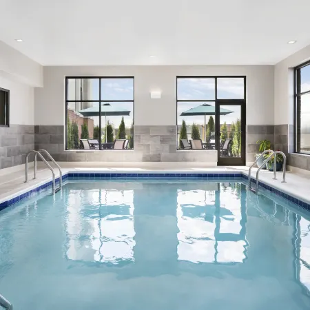 Hampton Inn & Suites Bridgeview Chicago
