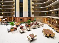 Embassy Suites by Hilton Portland Tigard - servizio colazione