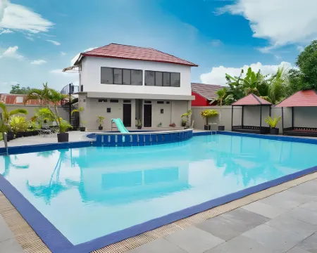 Brits Hotel Pangkalan Bun Hotels in Baru