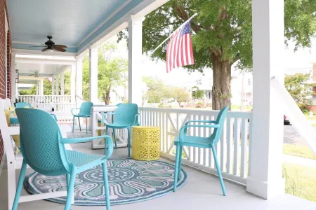 Sol Mate Sunrise – Spacious, Family-Friendly Beach Retreat Near Everything! Отели в г. Кейп Чарльз