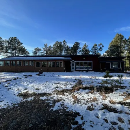 Rustic Family Mountain Top Cabin! 360 degree “million dollar” Black Hills views!