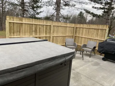 NEW Stylish Apartment with Hot Tub