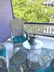 Historical Victorian 2 bedroom Flat 1 block from Beach JUST RENOVATED!