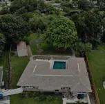 3/2 house with pool & pond in the backyard (73rd Ave)