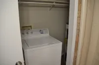 Enchanting Oasis - Centrally located!  Quiet, great TDY spot, family friendly.