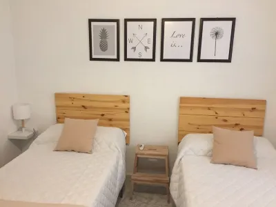 Air conditioning, Wifi, close to the mosque and cathedral Hotels in South District
