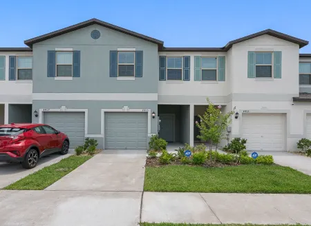 3Br* Townhouse Garage Near Beach