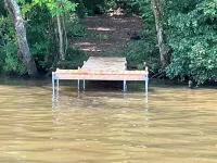 Cabin on Gaston. Fishing, hunting, relaxation in luxury. Hotels in Mecklenburg County