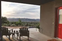 Casa de Azul - Modern Desert Retreat w/MTN VIEWS
