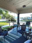 BoisD’Arc Bungalow and Suites - private Studio Type Suite - queen bed - 4 estrellas
