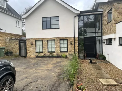 Nestled in a grand private estate, near woodlands, easy access London