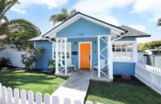 Inn Through the Orange Door - Laguna Village cottage