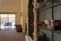 Airy Oasis Sleeps 8- Pool, Spa & Pool Table