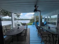 Magnificent Riverfront Victorian  House  steps from downtown Ottawa !