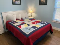 For a family vacation to remember book this TOP RATED 3BDR/2BA modern cottage.