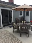 Elegance & Serenity and A Short Walk To Town