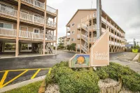 Top floor oceanfront condo in sand pebbles, pool