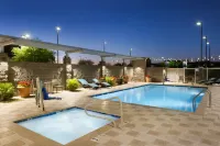 Home2 Suites by Hilton Phoenix - Glendale/Westgate - Rooftop Pools