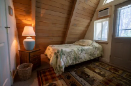 The Chalet at Agency Lake