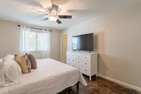 Tempe Getaway with Private Pool & Amazing Location! Hotels near IKEA