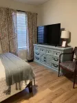 The Lilly Pad Getaway in the middle of Pickwick. 5 mins from Pickwick state park Hotels near Pickwick Landing State Park