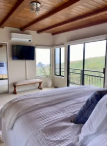 Raptor's View - Million Dollar Views From The Ventura Hillsides