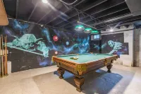 A Beautiful Escape By The Riverside! Hotels in Rockford